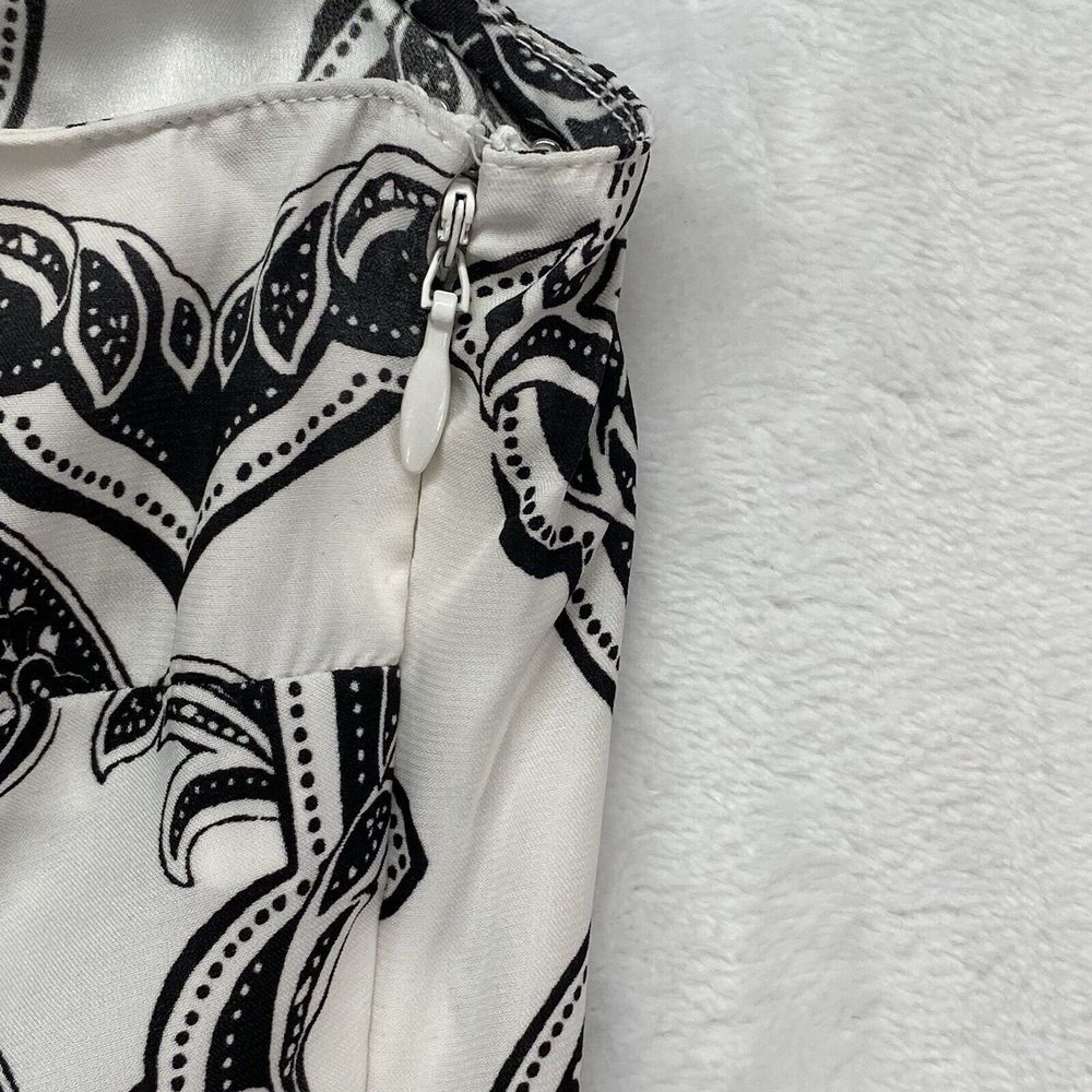 White House Black‎ Market WHBM Top Blouse Womens 0 Purple white black Keyhole - Picture 5 of 11